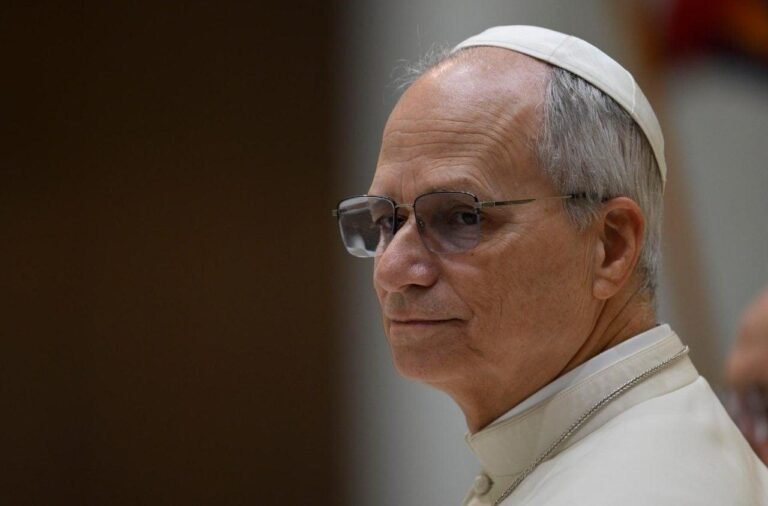 Папа Лев XIV призывает положить конец торговле людьми