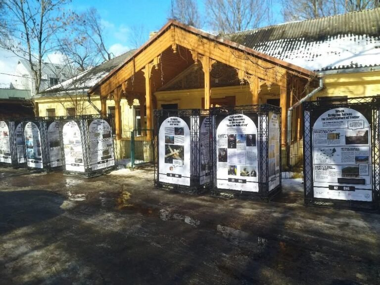 An exhibition is being held near the Exarchate of the Ecumenical Patriarchate at Antakalnio 10 “Religion and War”