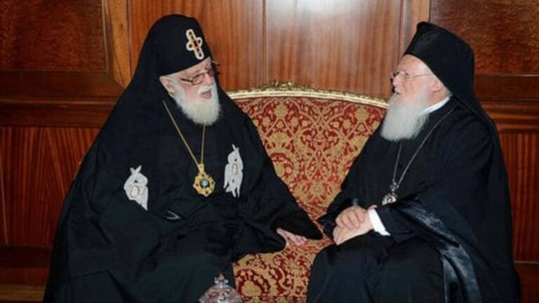 Москва обвиняет Вселенского патриарха во вмешательстве в выборы Предстоятеля Грузинской церкви