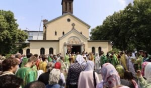 To Attract Refugees. Russian Churches in Europe Present Themselves as Ukrainian Communities