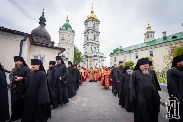 Ukraine Orders Prominent Moscow Patriarchate Monastery to Sever Ties with the Russian Orthodox Church Within One Month