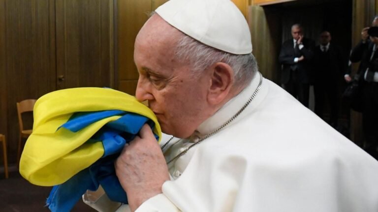 A Chapter on the War Against Ukraine Was Removed from the Russian Edition of Pope Francis’s Book
