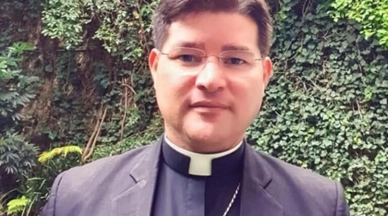 In Venezuela, bishop convicted of “terrorism” recounts torture